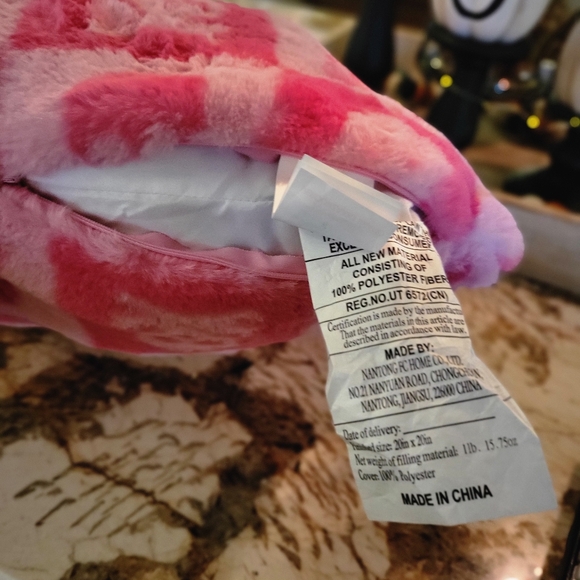 New Rachel Zoe Halloween Pink Skull Throw Pillow Nwt 🩷💀🩷 - Picture 7 of 13